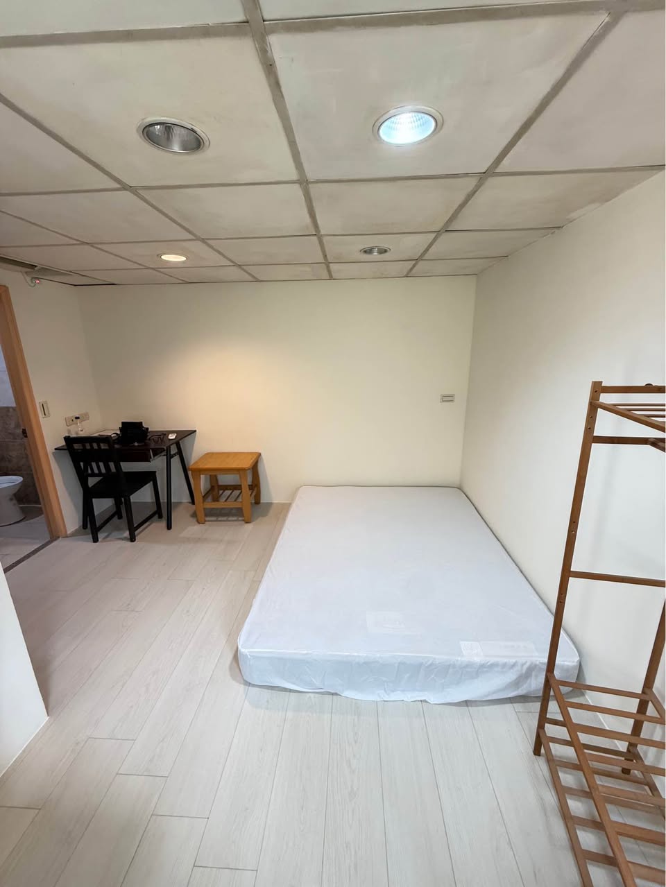 中山國中站套房