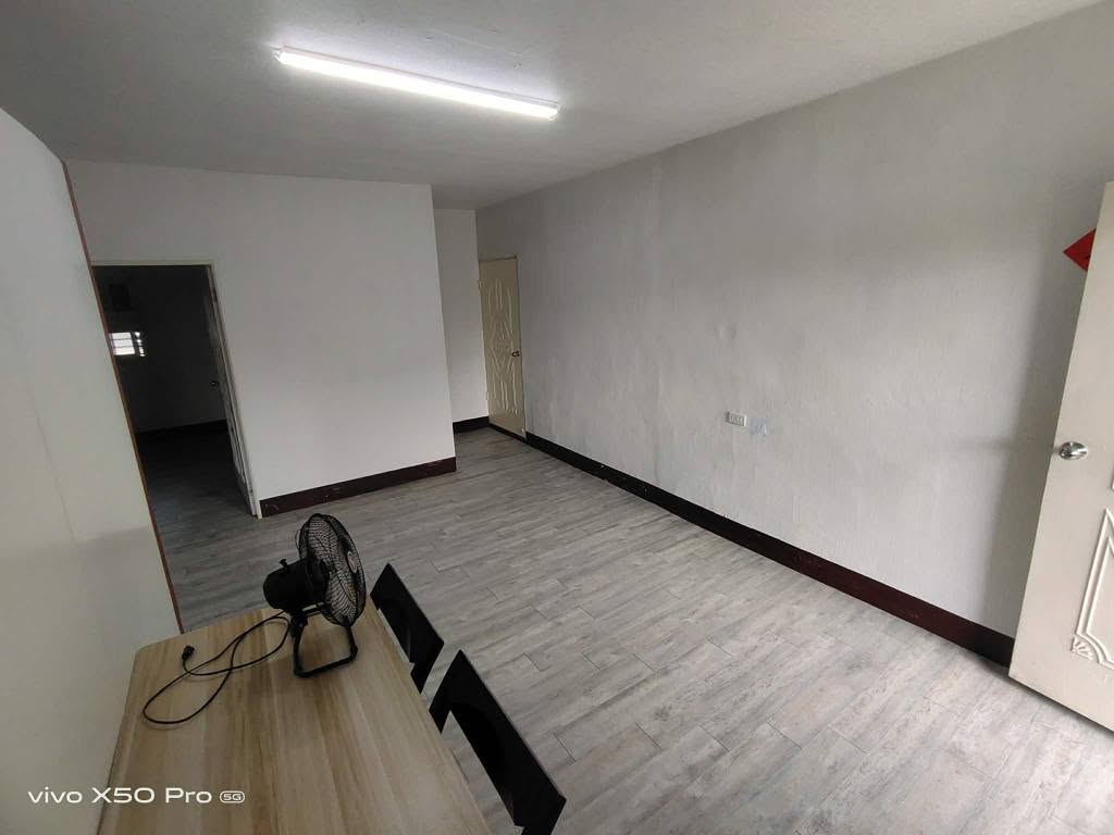 【中和 景安站|頂加出租 中和景新街2X6巷內】