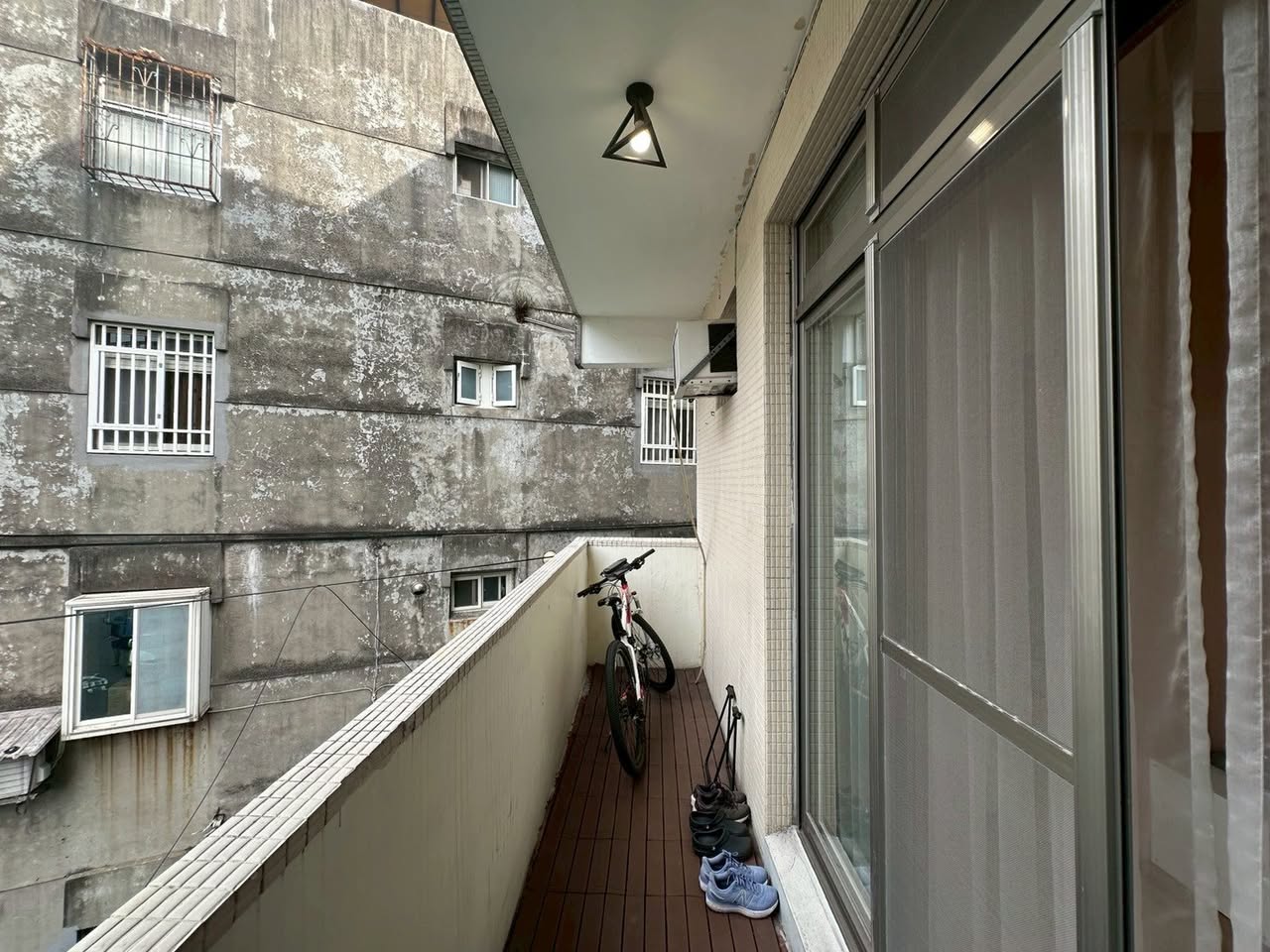 【地點】:台北市內湖區內湖路一段91巷24弄