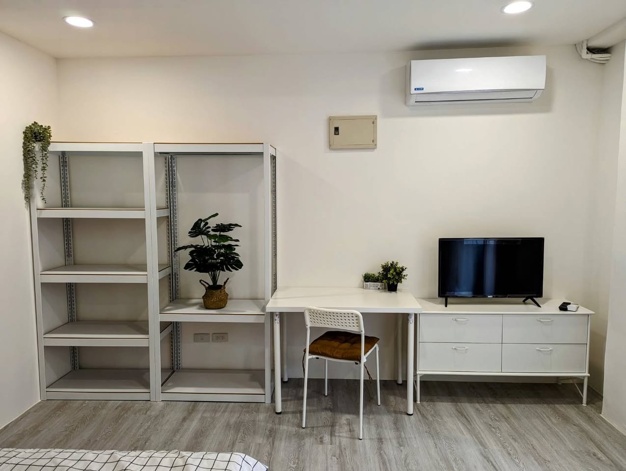 【地點】:板橋區中山路二段