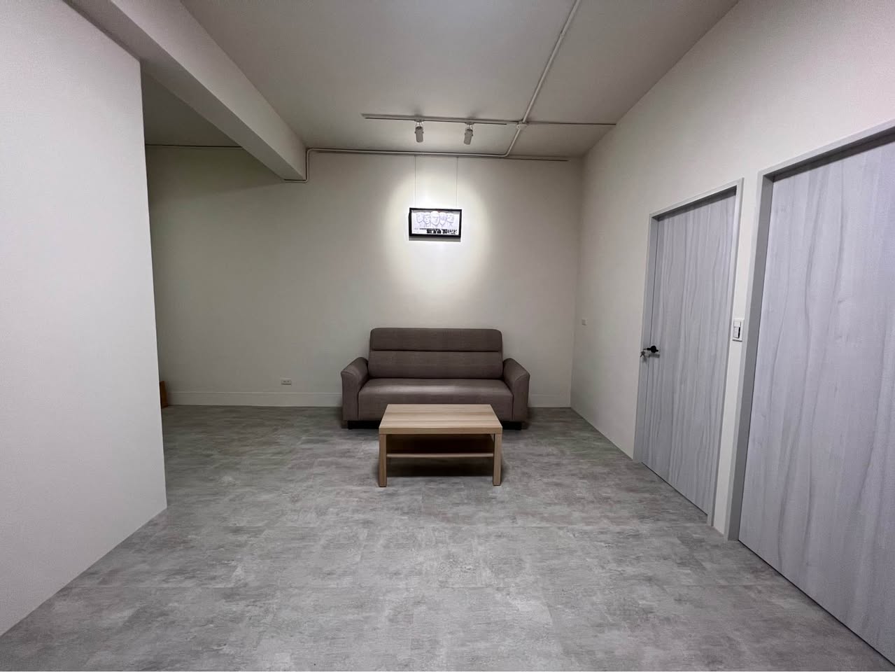 步行3分鐘大龍夜市、摩斯、手搖飲、路易莎等