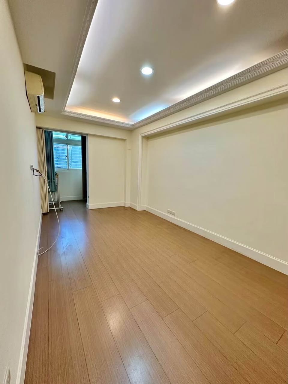 地點：台北市大安區仁愛路三段