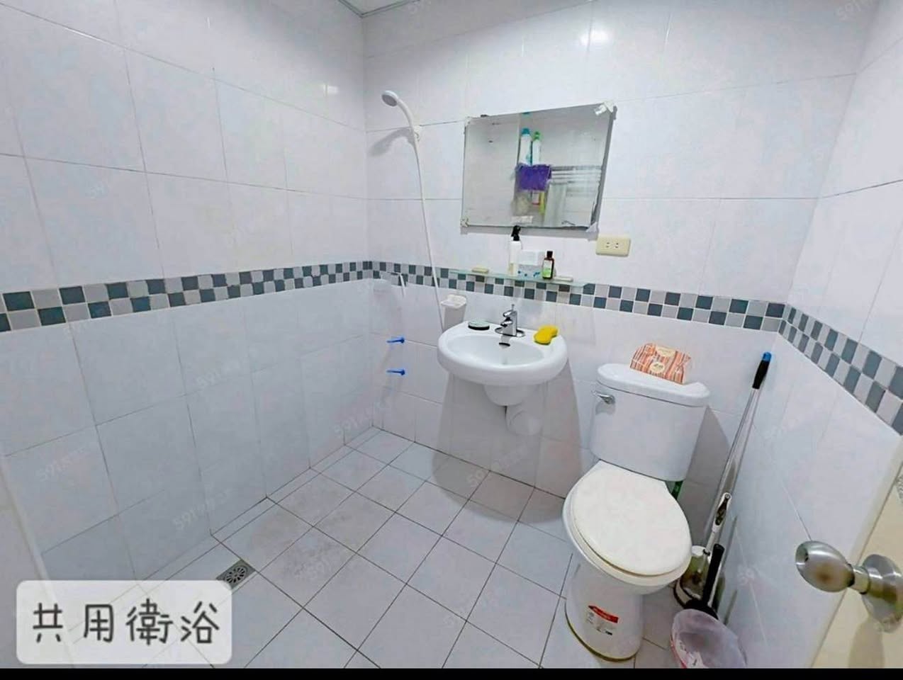 【Room D|科技大樓站|純女性共居|採光雅房】