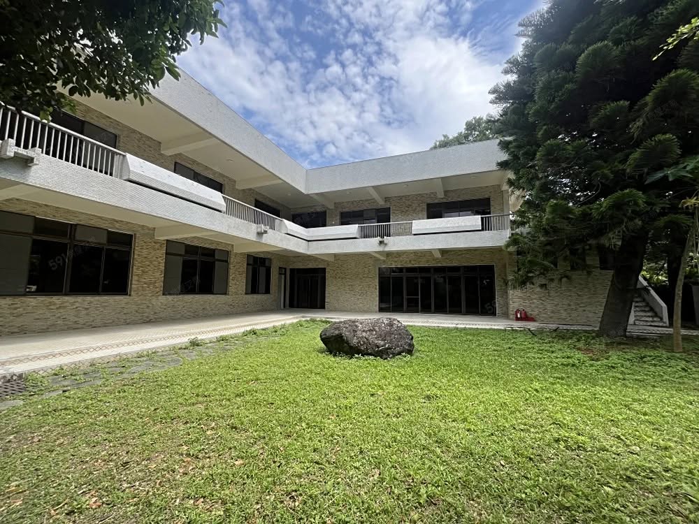 【陽明山｜泳池大別墅、宿舍】中庸一路，近文化大學及華岡藝校｜14房4廳10衛｜24小時警衛保全