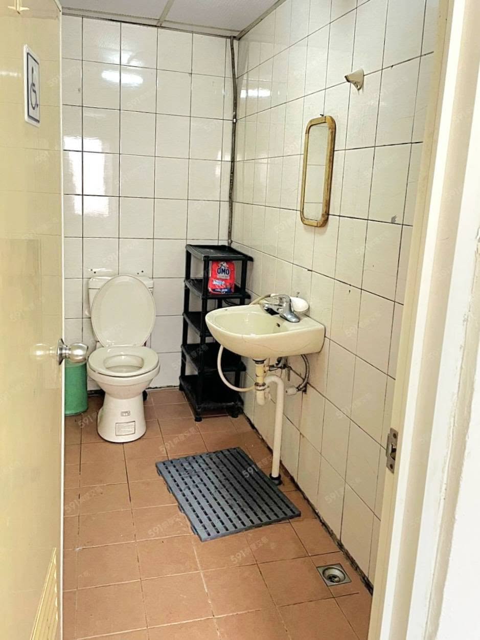 台北市大安區永康街。公寓4樓