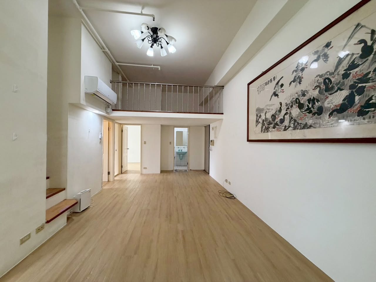 【地點】：新店區碧潭路77巷