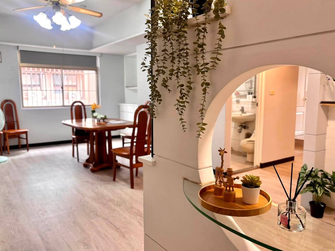 新店安民街|電梯華廈|明亮舒適三房生活機能成熟|提供租補