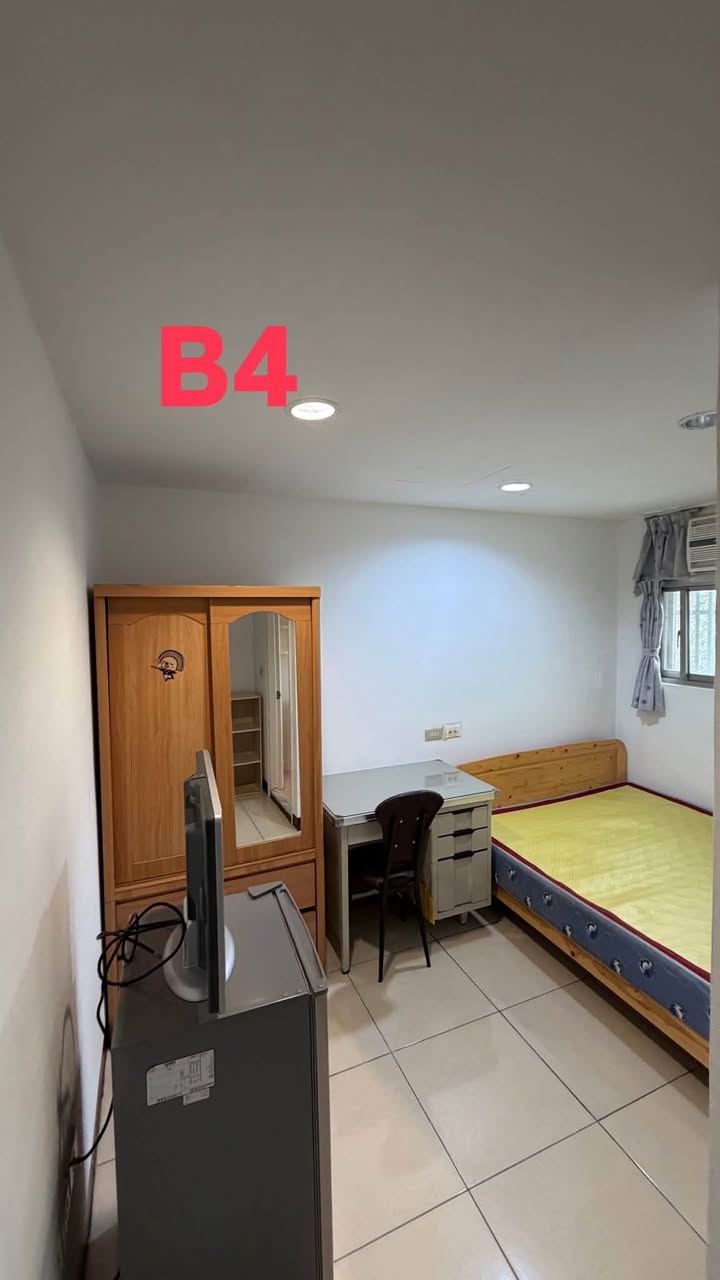 【交通】捷運:捷運七張站走路只要5分鐘 公車:附近路口有多個站點如基隆路幹線(直達台科大)