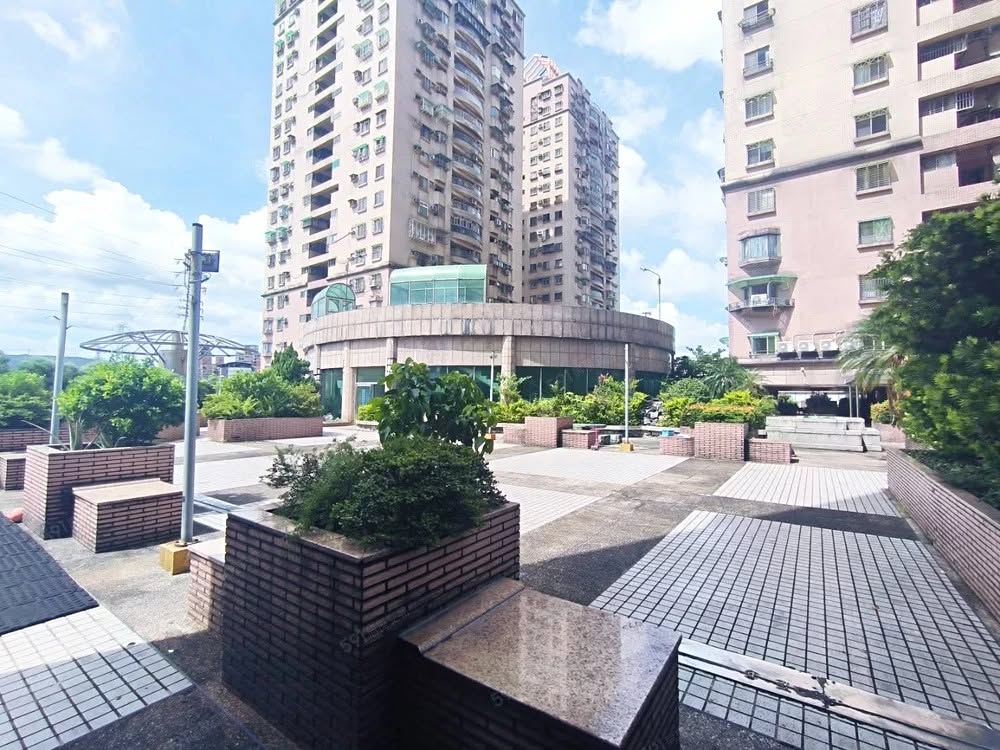 【地點】新莊區民安西路