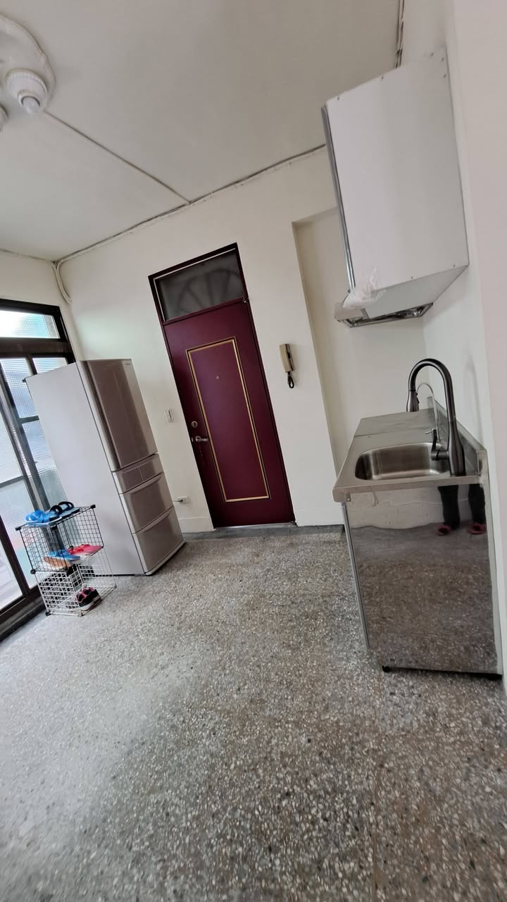 【地點】:萬華區近東園街,近 萬大路,3樓