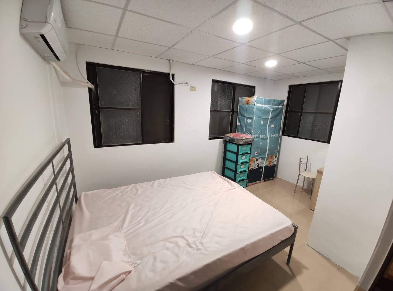 地址：台北市文山區久康街