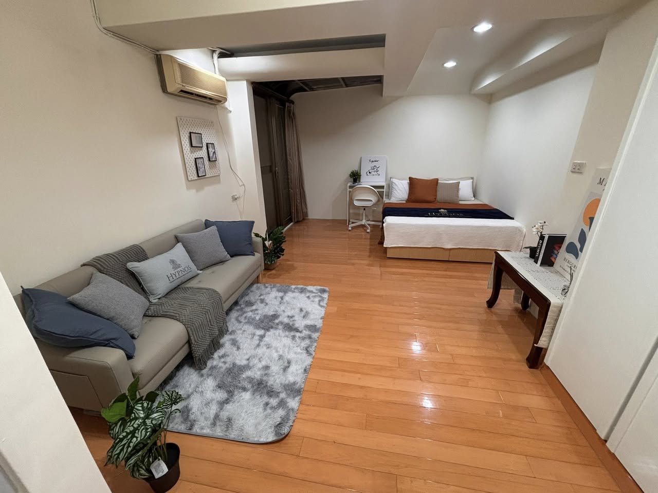 台北大安區|忠孝復興・板南線文湖線3 分鐘|走出捷運站,就是家|忠孝東路三段核心地段1樓|溫暖共生空…