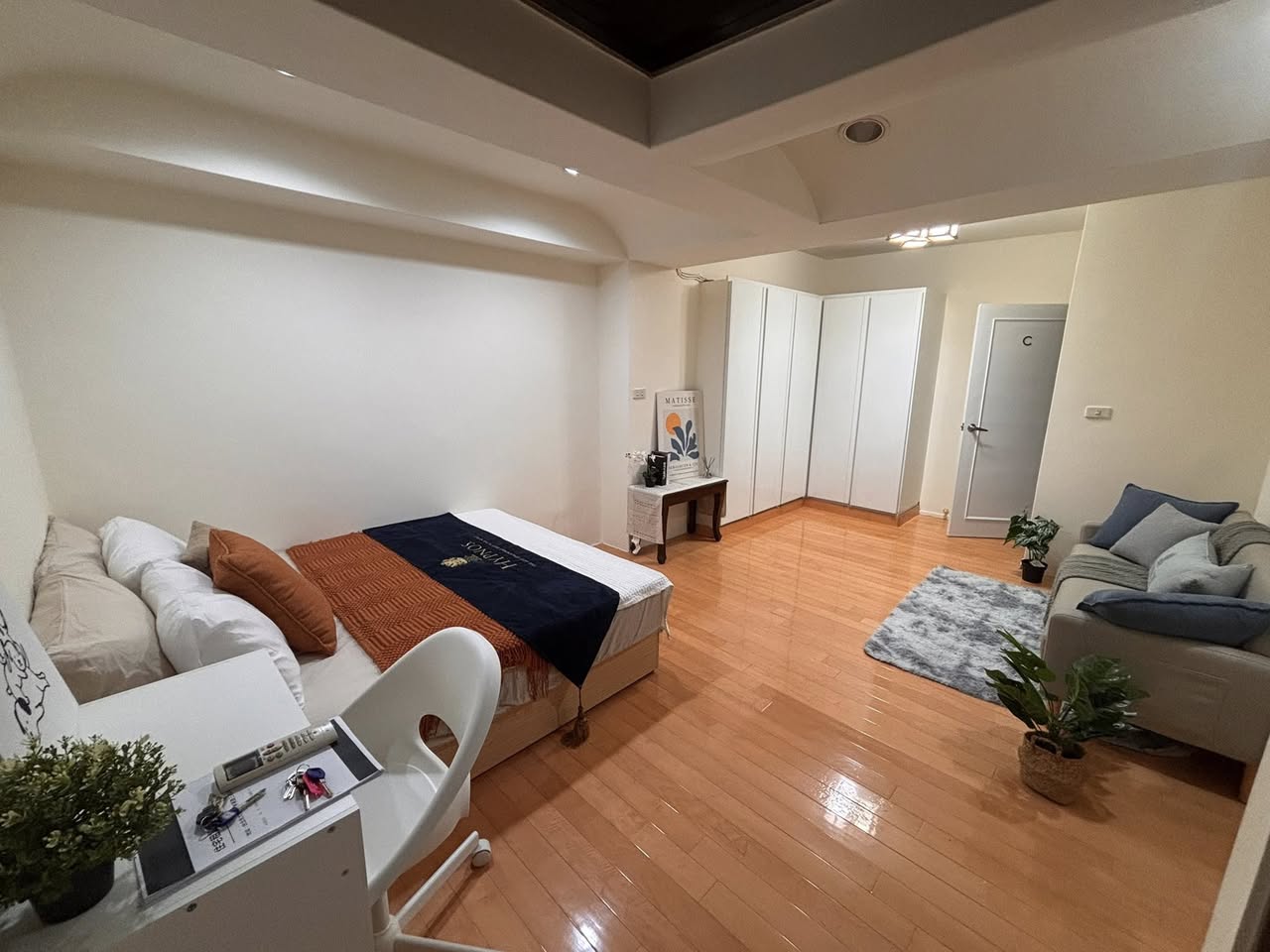 台北大安區|忠孝復興・板南線文湖線3 分鐘|走出捷運站,就是家|忠孝東路三段核心地段1樓|溫暖共生空…