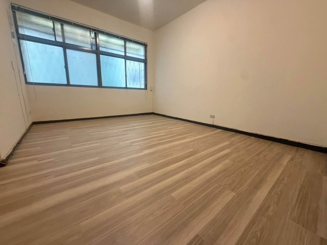 【地點】 信義區嘉興街2樓