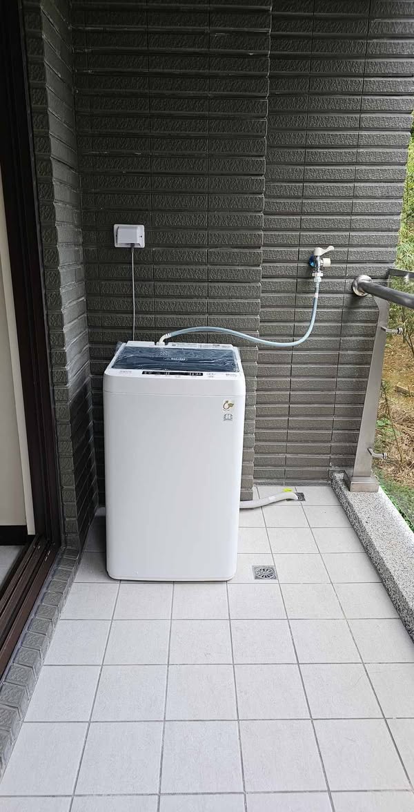 【交通】依山傍水，走路一分鐘政大威秀公車站，開車15分直達信義都會區，未來還有政大捷運站