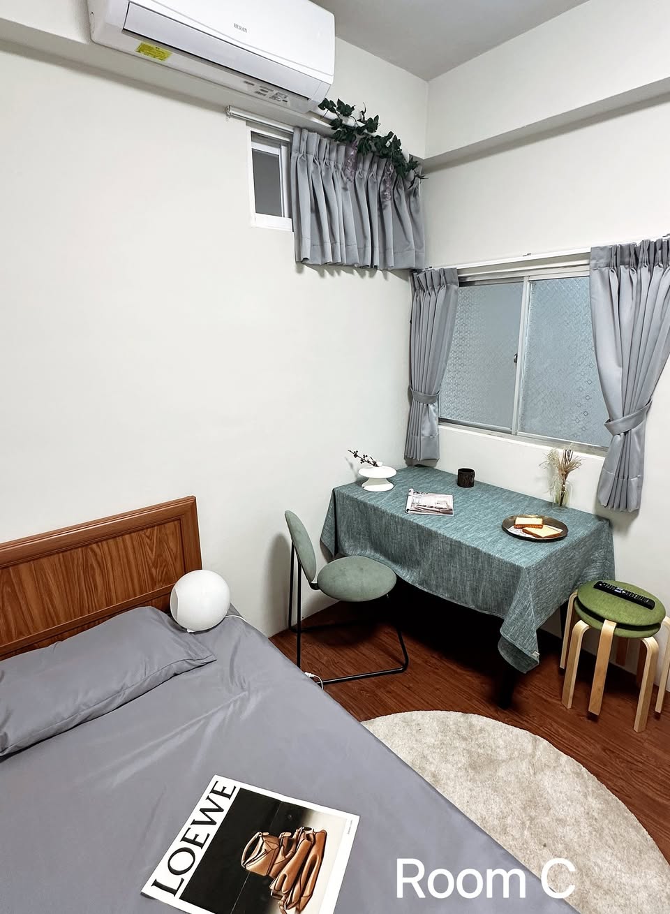 優質地段:位於中和中正路,走路 10 分鐘到捷運中原站。附近就是環球影城、7-11、早餐店,生活機能…