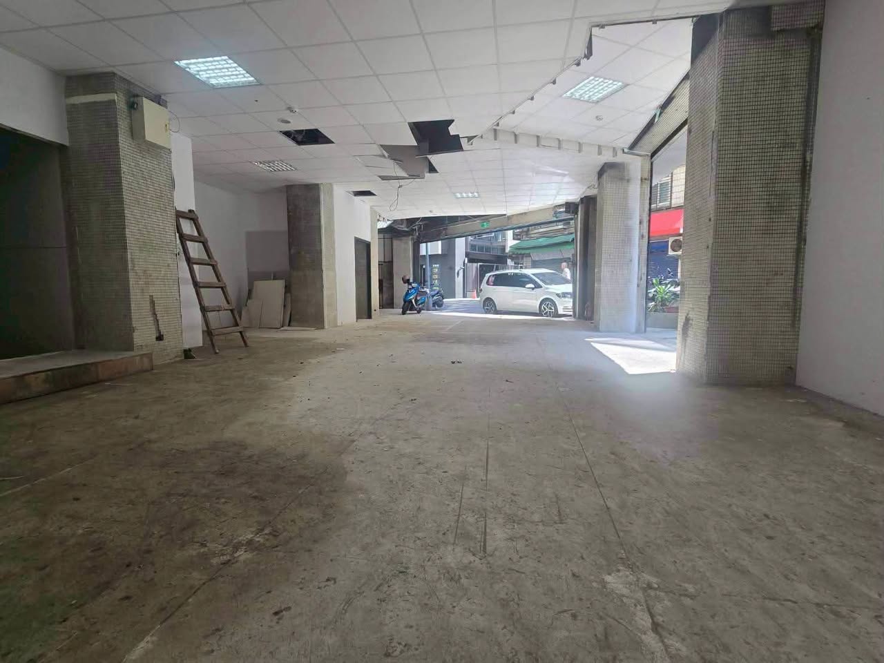 [地址]:臺北市信義區基隆路