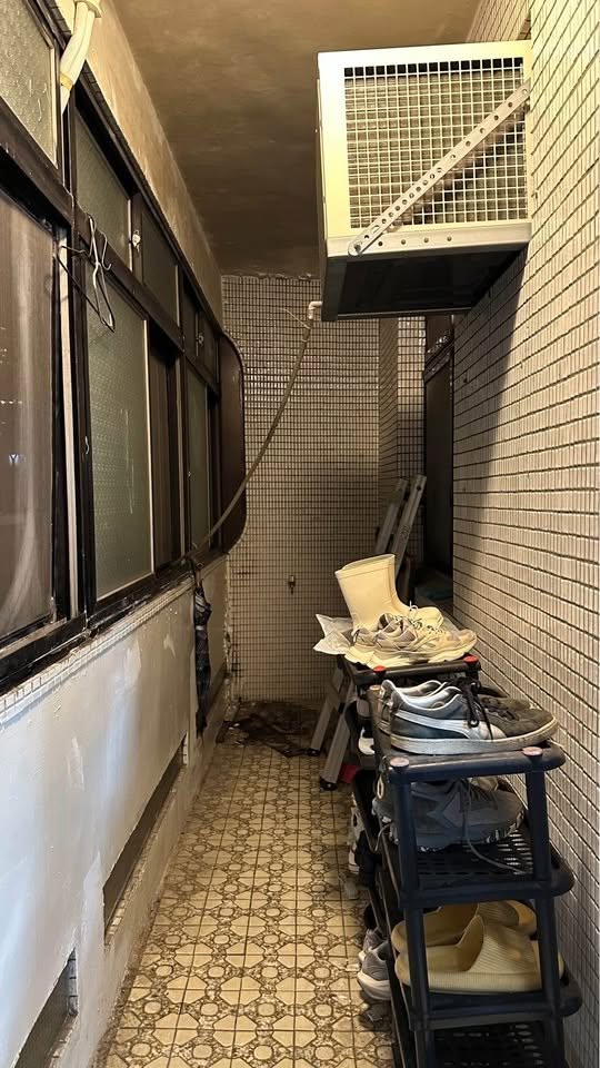 大坪林捷運站三號出口走路 1 分鐘