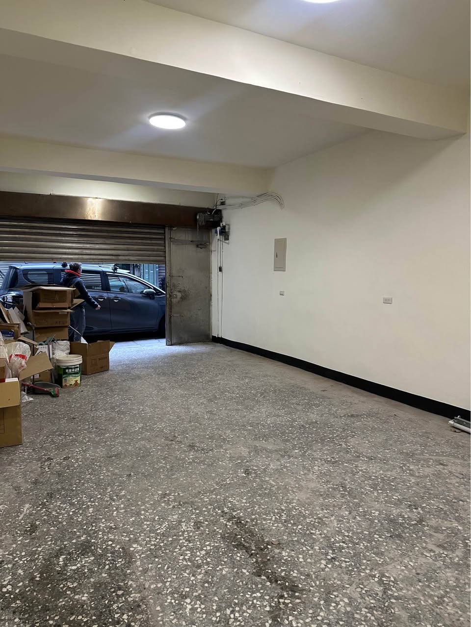 透天出租，歡迎外籍勞工當宿舍，合法申請外勞，公司行號當宿舍，可以住30-40個人，桃園市龜山區萬壽路…